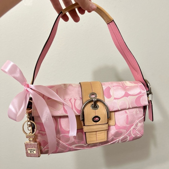 Coach Vintage Y2K Pink Soho Handbag Shoulder Bag Rare - Picture 3 of 8